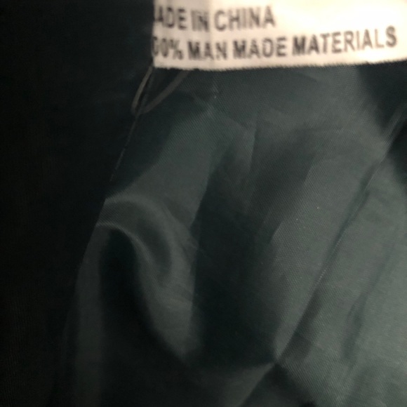 EMBOSSED GREEN FAUX SNAKESKIN TOTE BAG - Picture 9 of 11